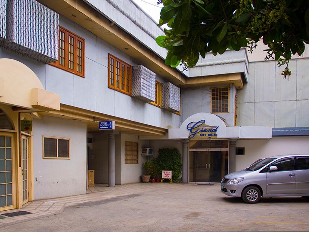 Grand City Hotel Inc. Кагаян де Оро Екстериор снимка
