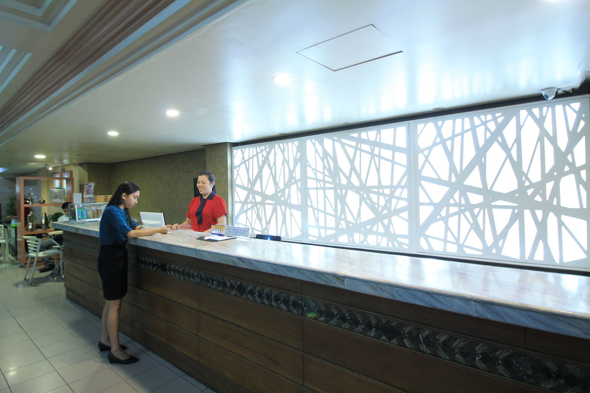 Grand City Hotel Inc. Кагаян де Оро Екстериор снимка
